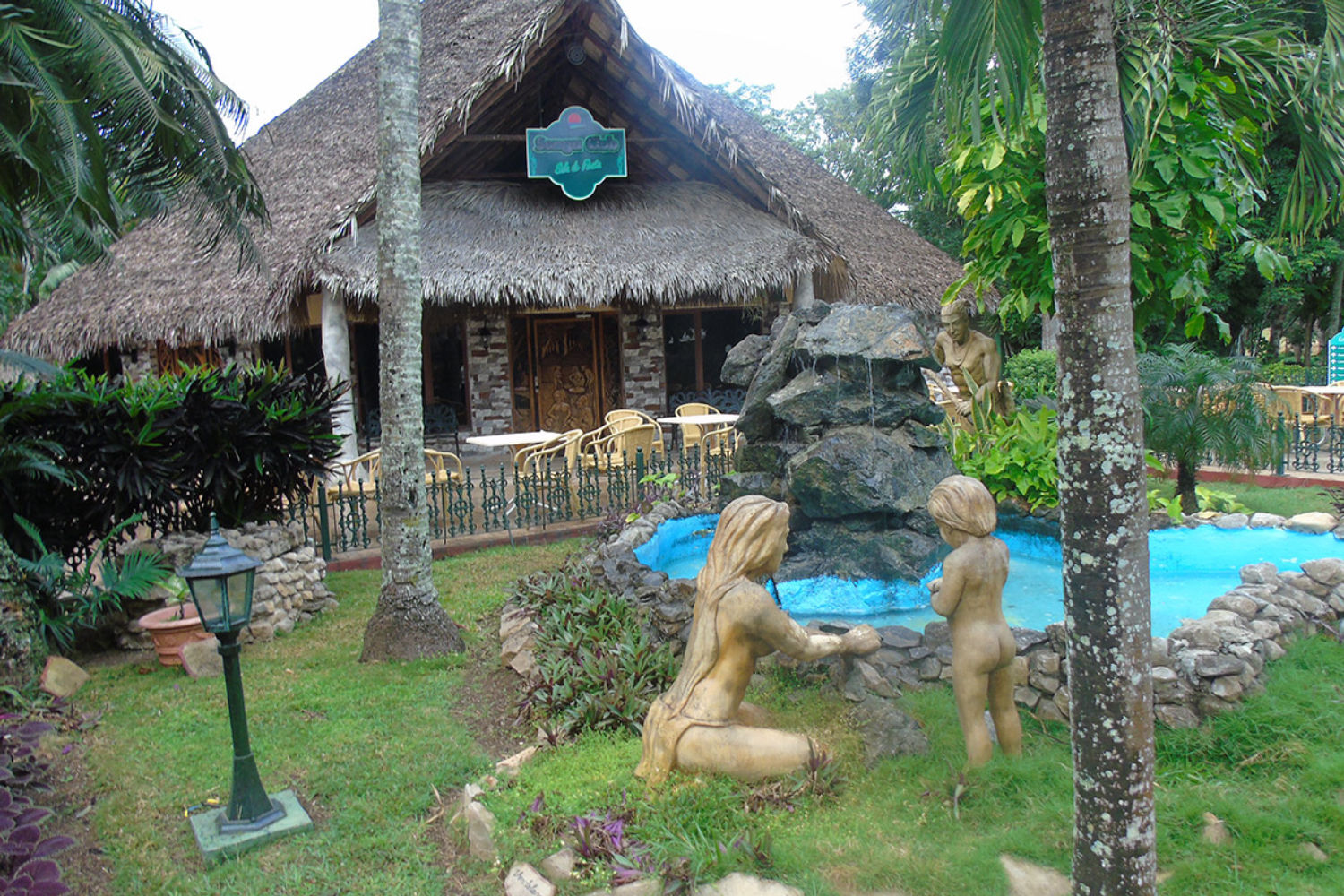 un caney, una escultura